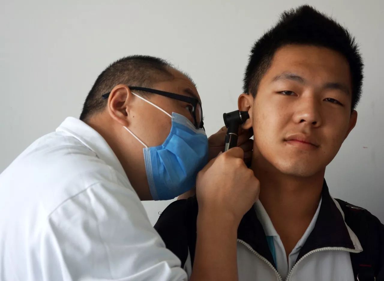 赛前社区盾传出新动向,费耶诺德完成体检,管理层表态:管理层满意,纪律约束更严格的简单介绍 赛前社区盾传出新动向,费耶诺德完成体检,管理层表态:管理层满意,纪律约束更严格的简单介绍